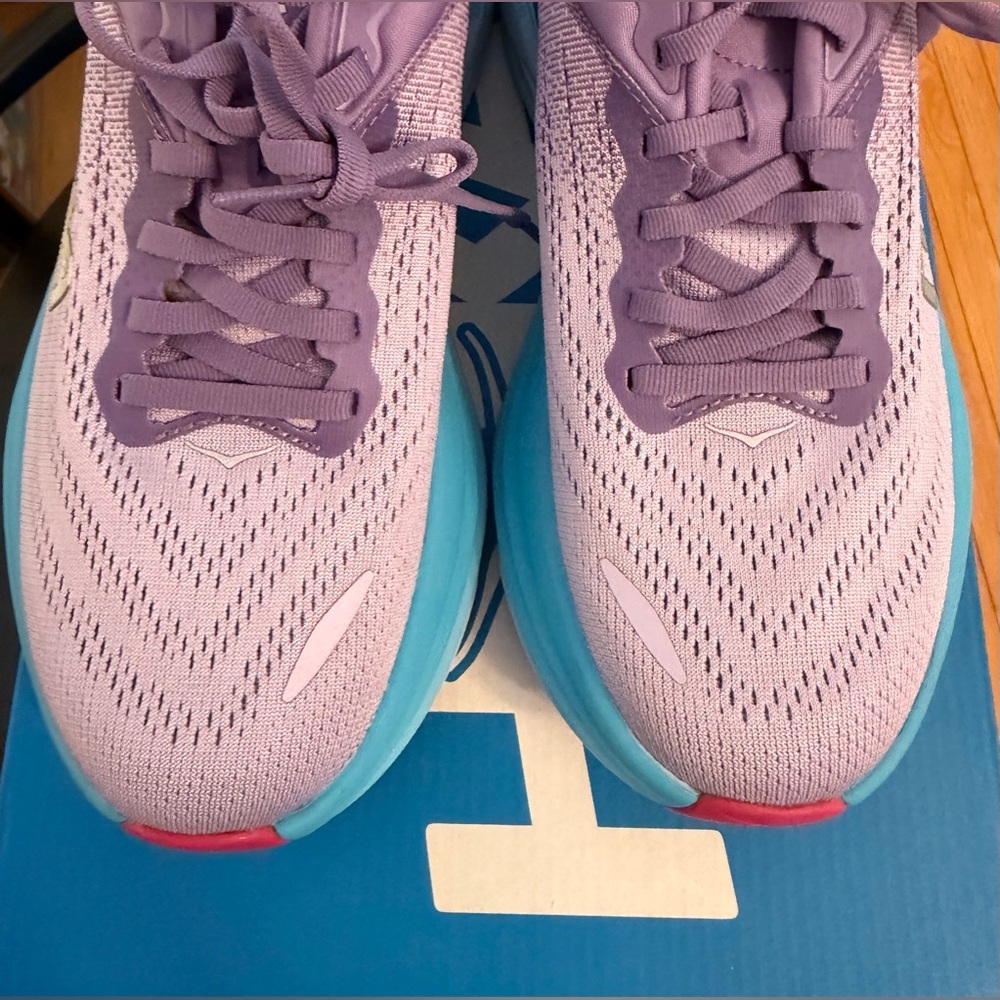 Hoka Bondi 8 Women Violet/Blue Running Shoes  7.5B WBDNI8 - Picture 3 of 12